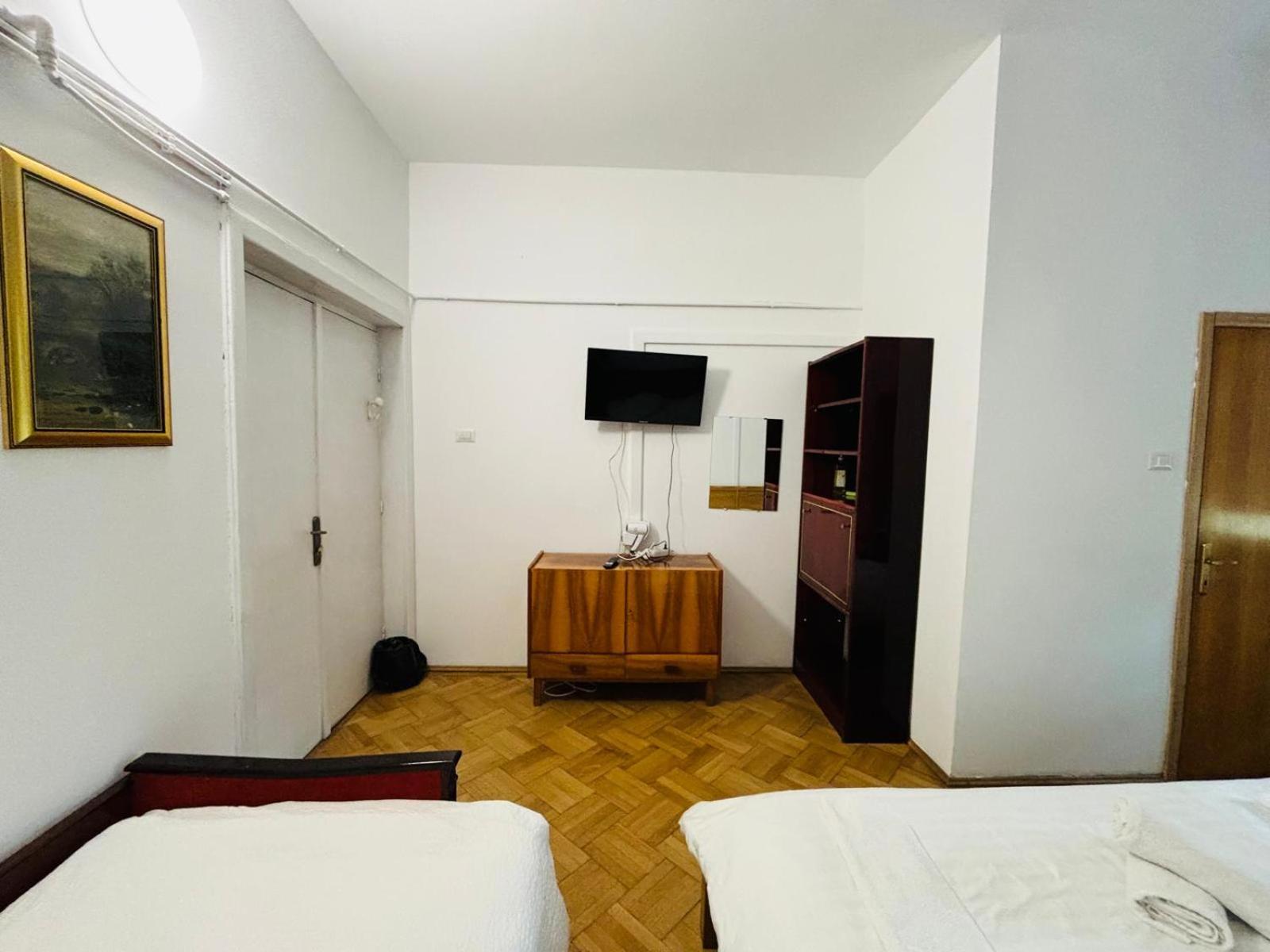 Iancu Apartments Бухарест Экстерьер фото